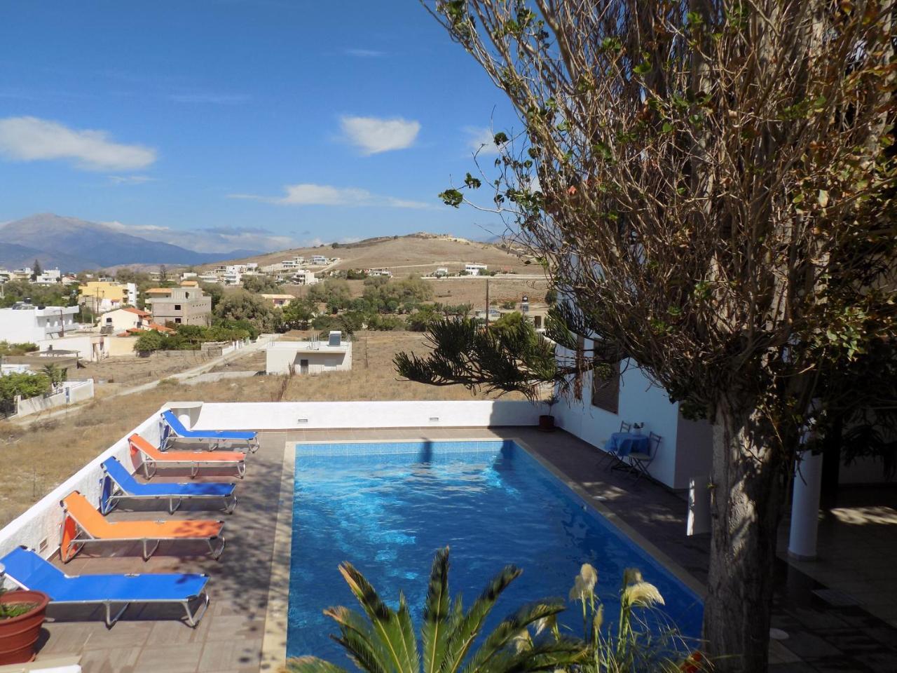Houmeli Maisonettes & Apartment Kalamaki (Heraklion)