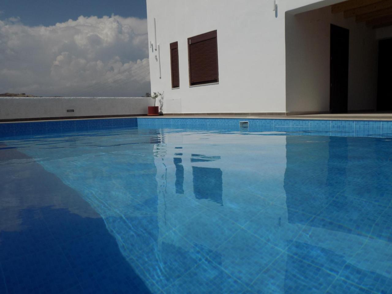 Houmeli Maisonettes & Apartment *