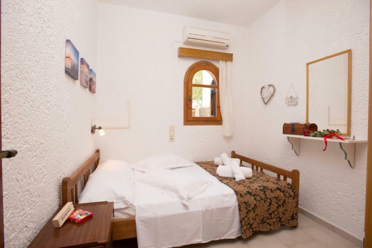 Houmeli Maisonettes &
