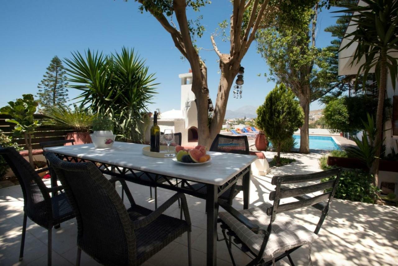 Houmeli Maisonettes & Apartment