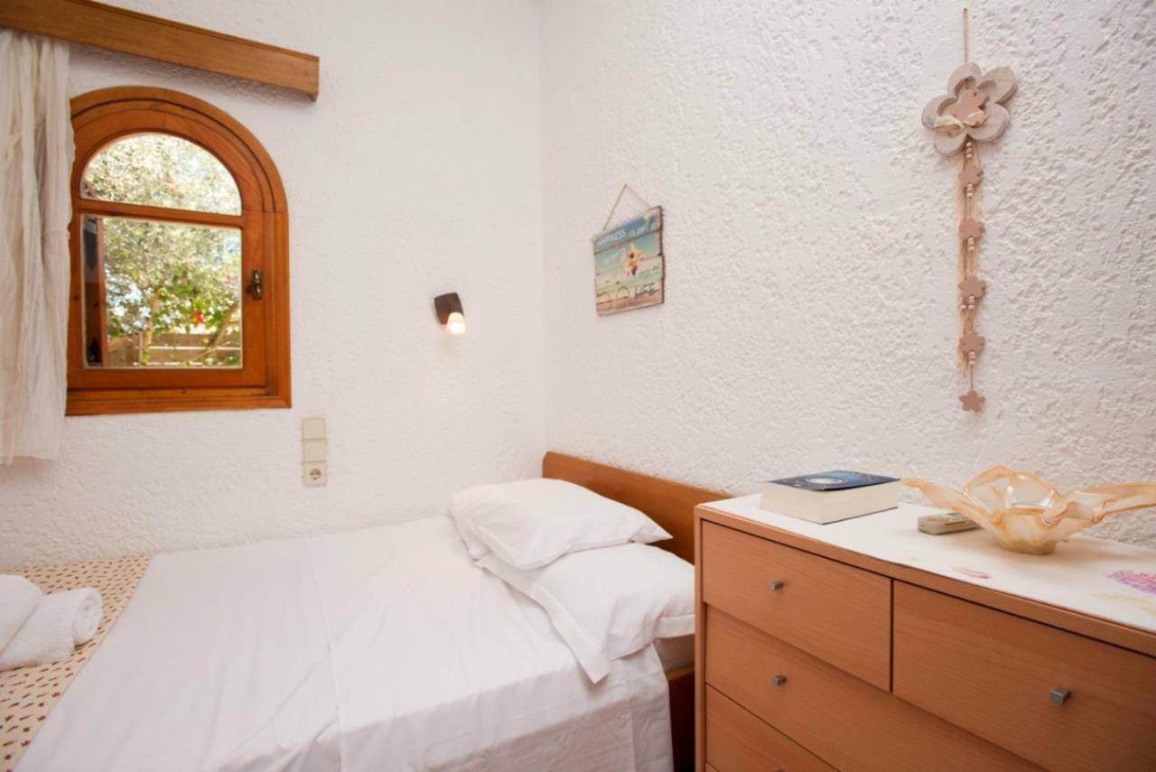 Houmeli Maisonettes & Apartment Kalamaki (Heraklion)