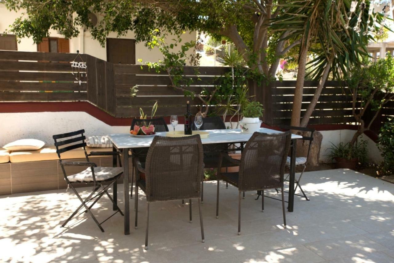 Houmeli Maisonettes & Apartment *