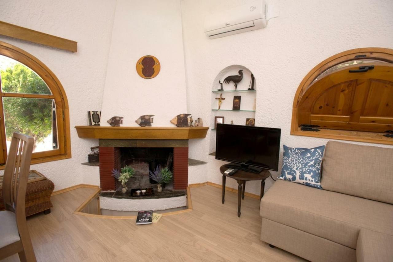 Houmeli Maisonettes & Apartment *