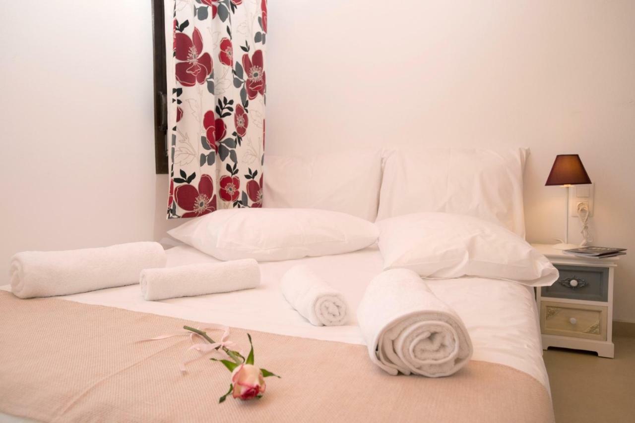Houmeli Maisonettes &