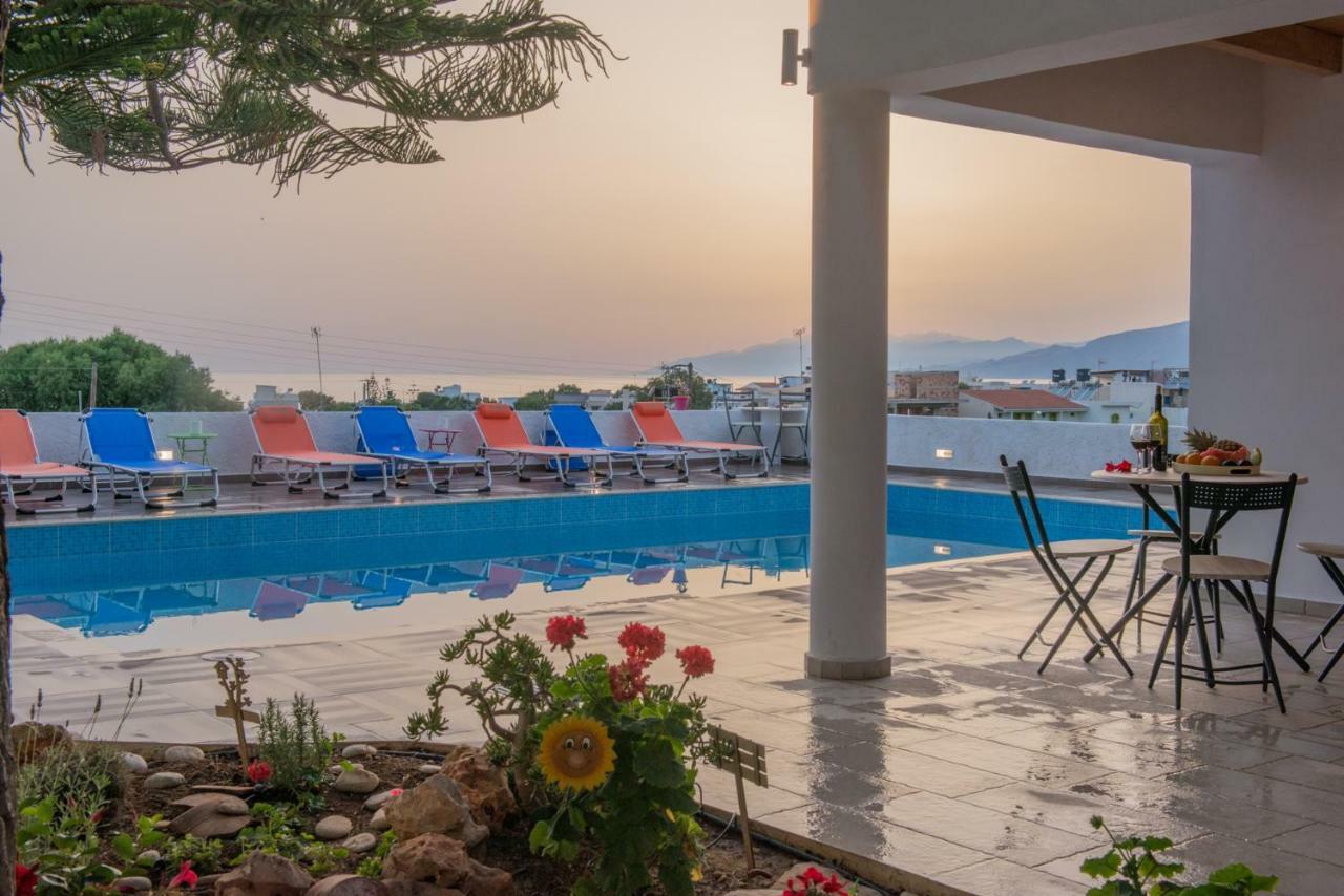Houmeli Maisonettes & Apartment *